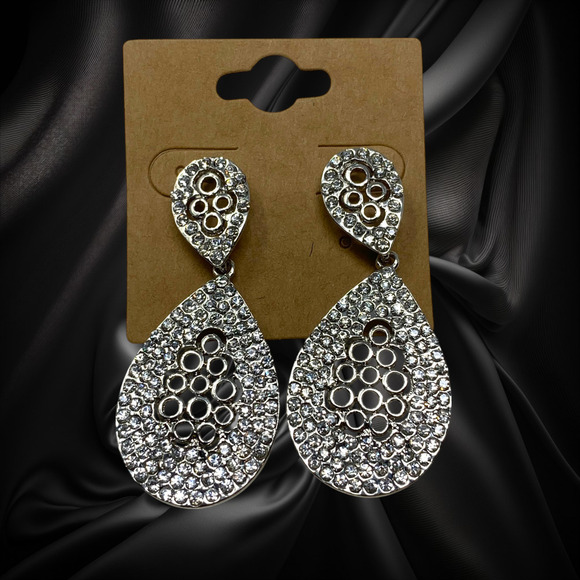 Vintage Y2K Teardrop Filigree Silver Tone Dangle Earrings Pierced Couture Runway - Picture 5 of 5